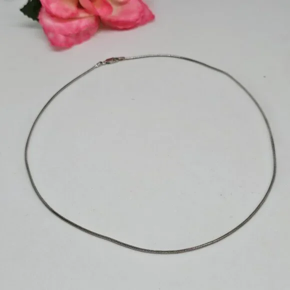 925 Sterling Silver 1mm Snake Chain Necklace 18" - Picture 10 of 12